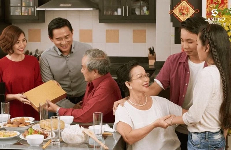 Nên làm gì để báo hiếu cha mẹ đơn giản mà ý nghĩa
