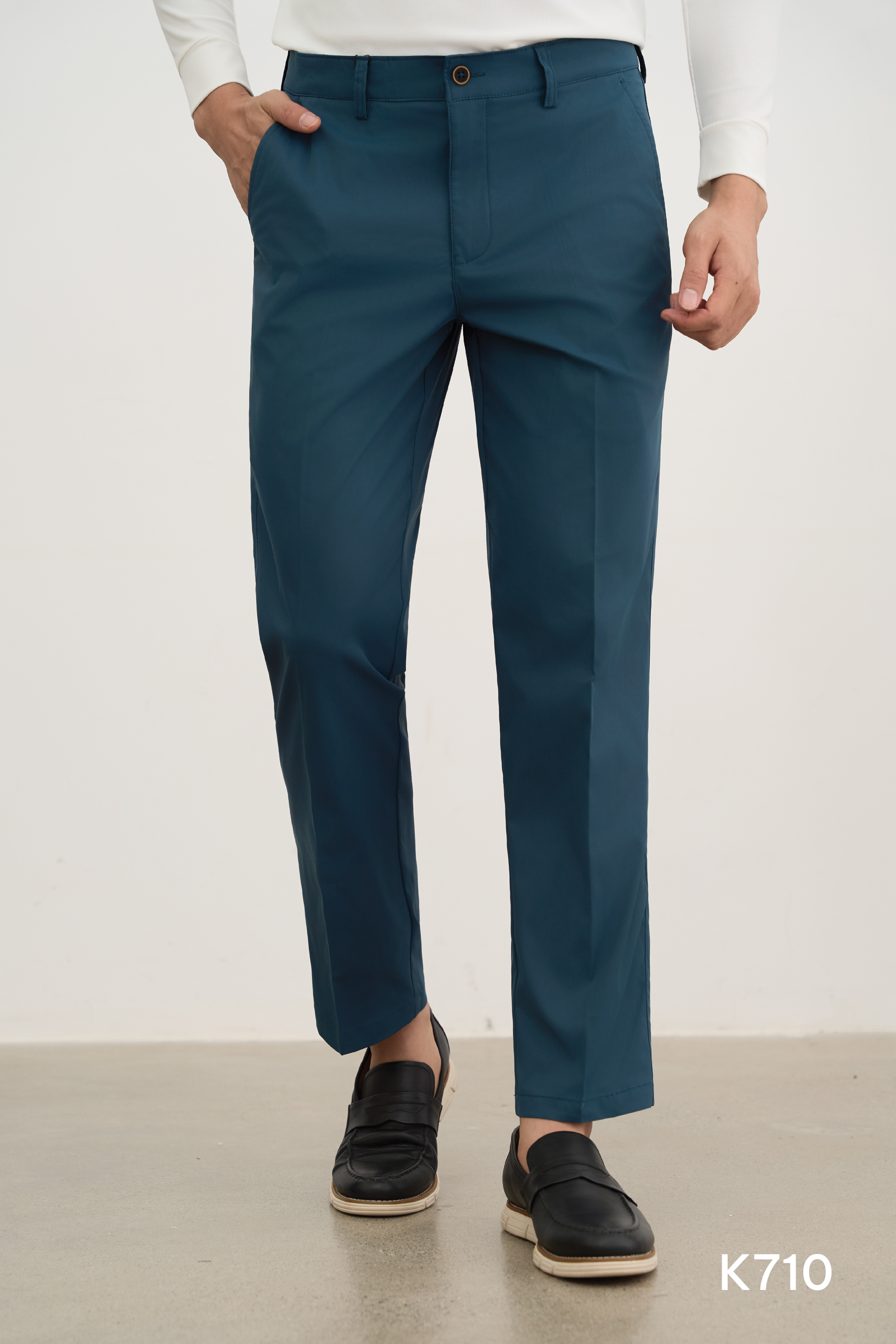 Quần Golf cao cấp Santino màu xanh đậm | K709