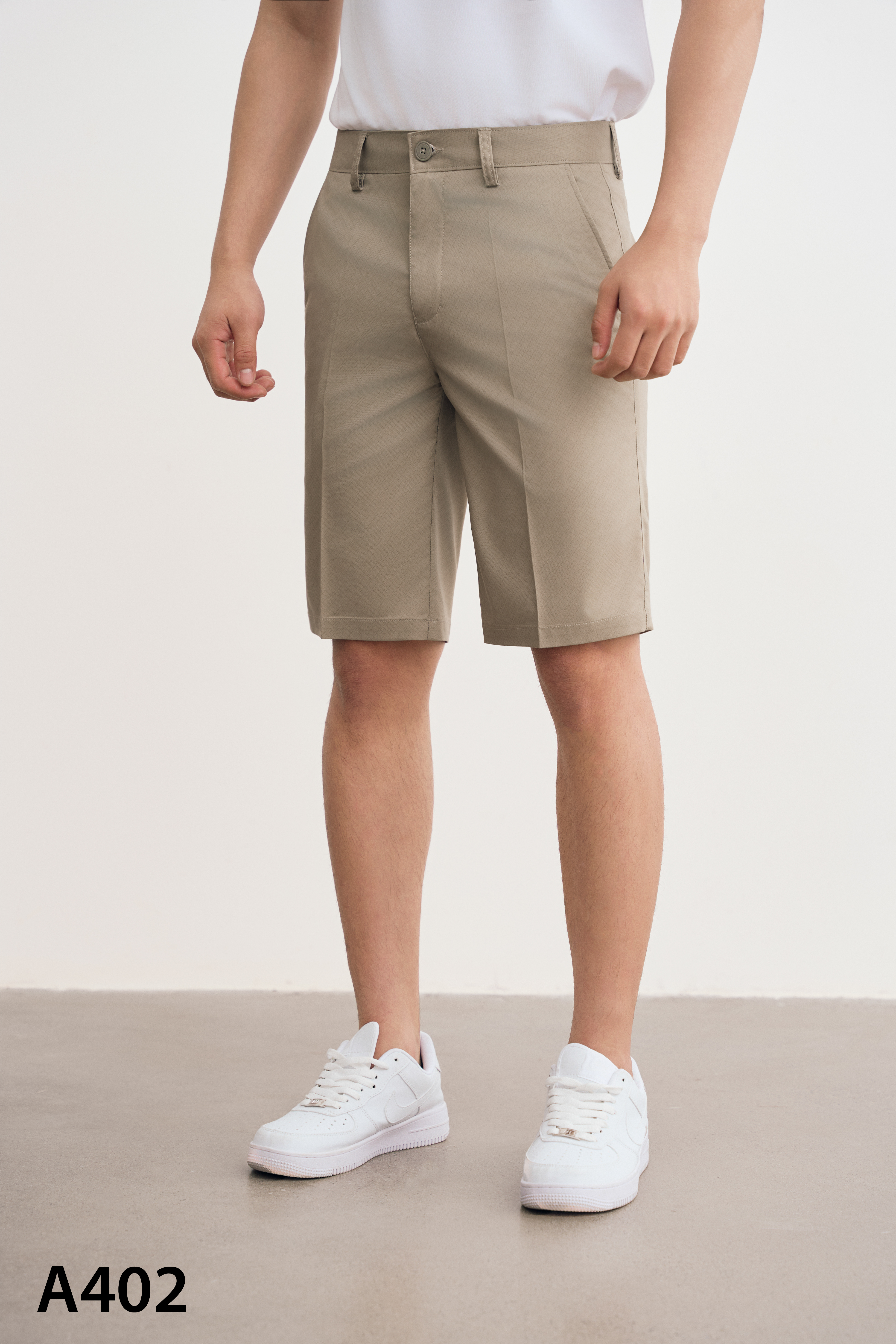 quan-shorts-khaki-nam-cao-cap-santino-mau-ghi-rêu-a402