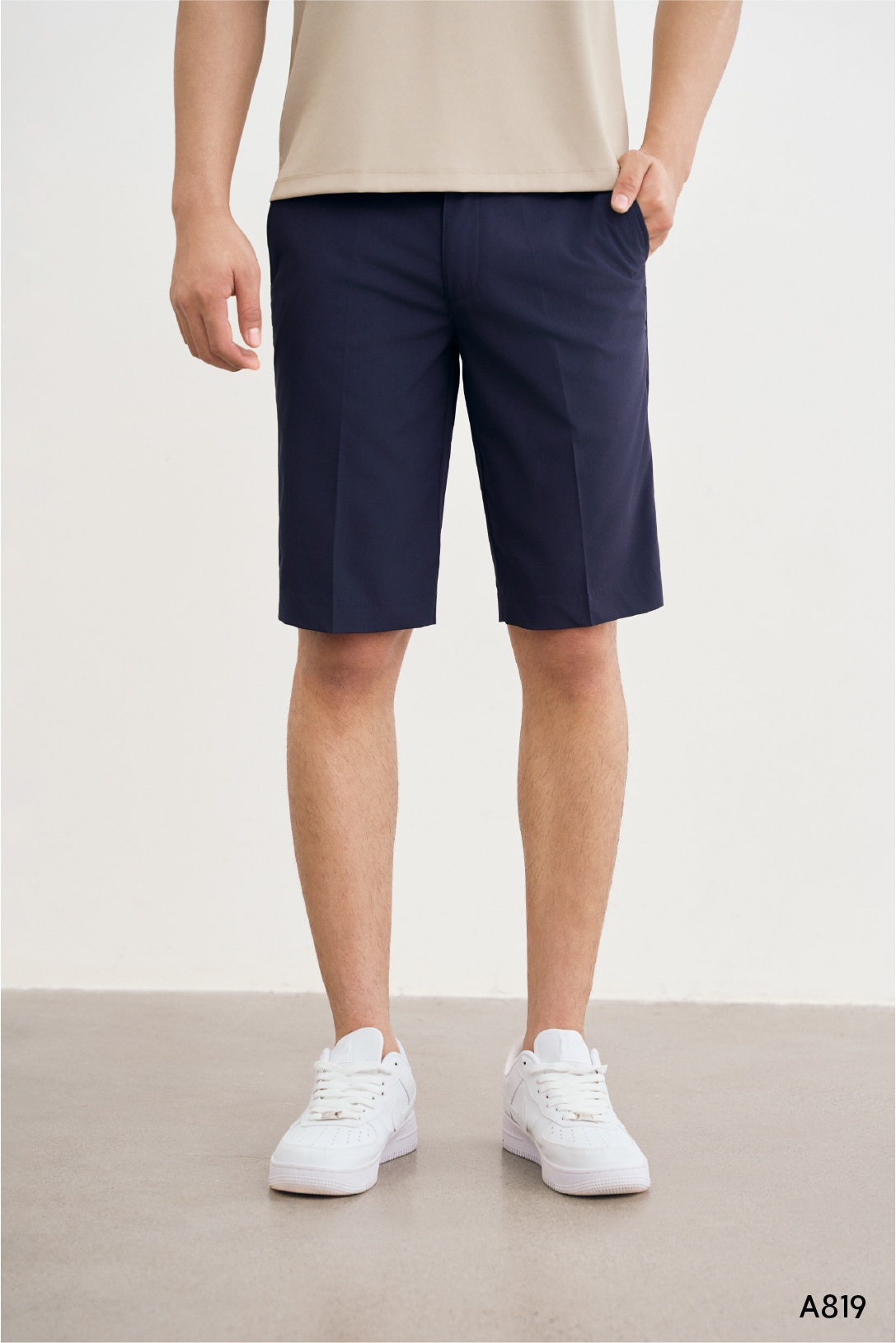 Quần shorts golf nam cao cấp Santino màu navy | A819